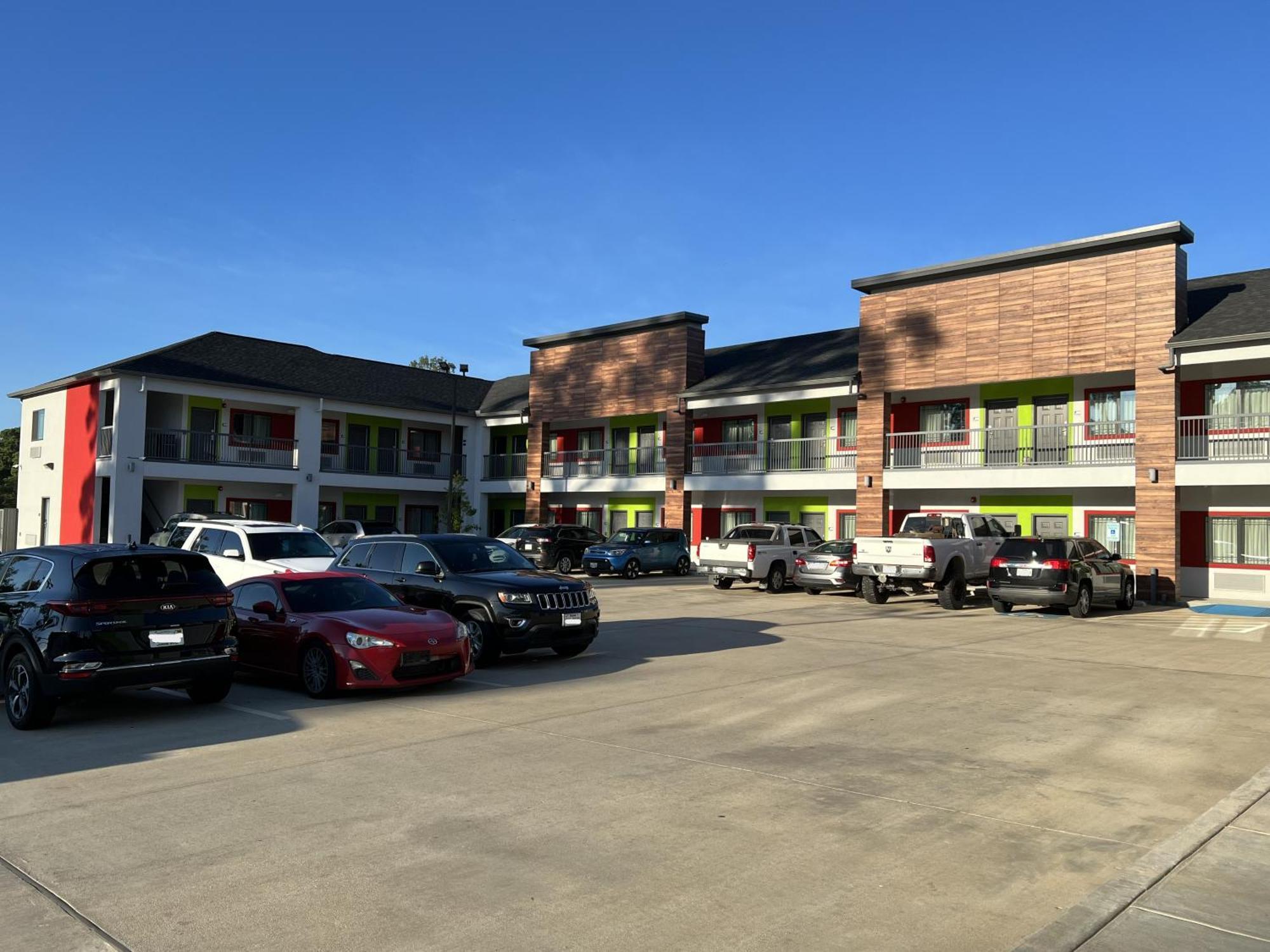 Americas Best Value Inn & Suites Kingwood Iah Airport Humble Dış mekan fotoğraf