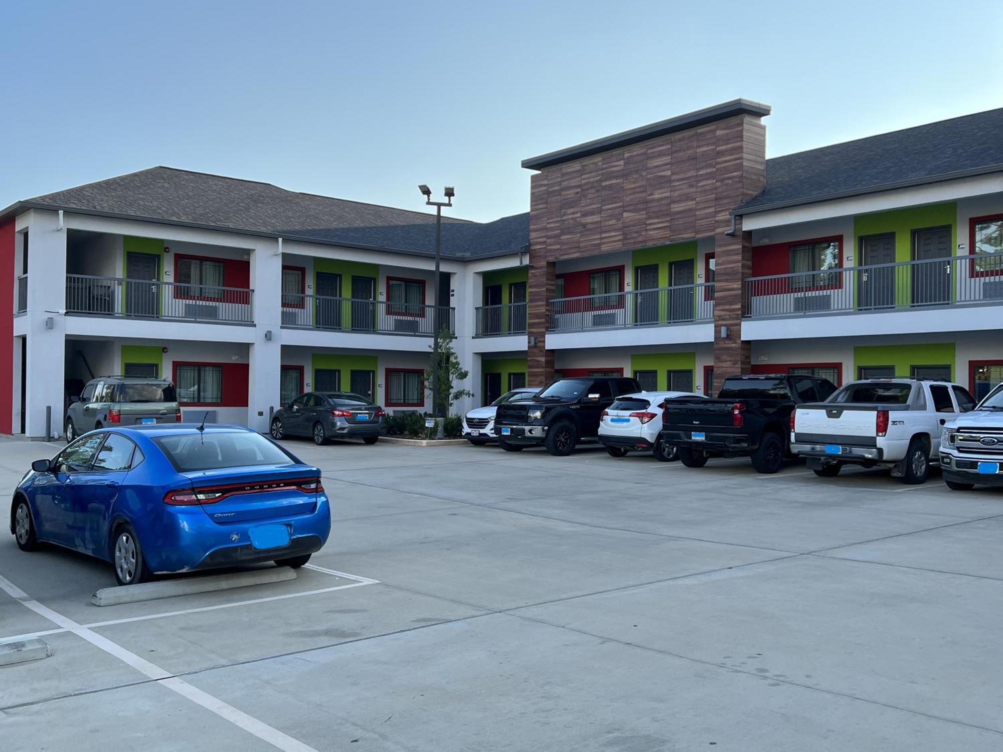 Americas Best Value Inn & Suites Kingwood Iah Airport Humble Dış mekan fotoğraf