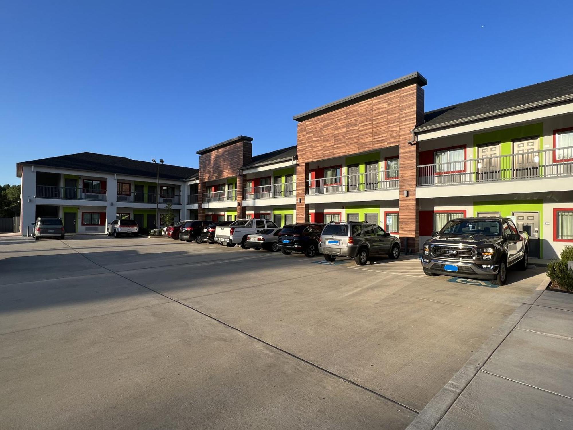 Americas Best Value Inn & Suites Kingwood Iah Airport Humble Dış mekan fotoğraf
